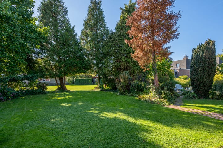 Photo 64 of Hoofdweg 2