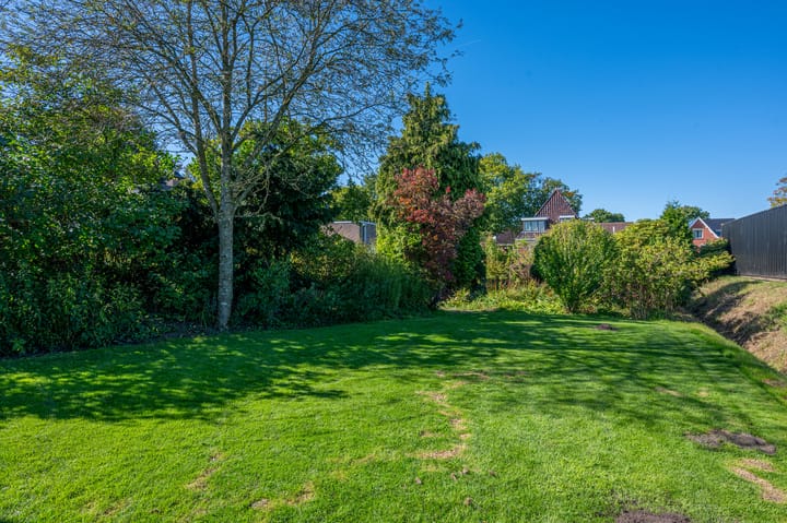 Photo 65 of Hoofdweg 2