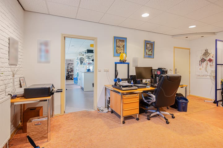 Photo 41 of Hoofdweg 2