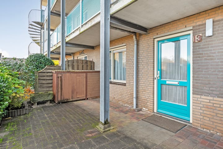 Photo 40 of Vivaldi 13