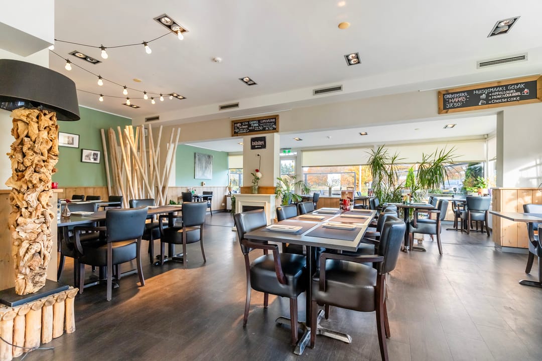 Foto 16 van Hoofdweg 215