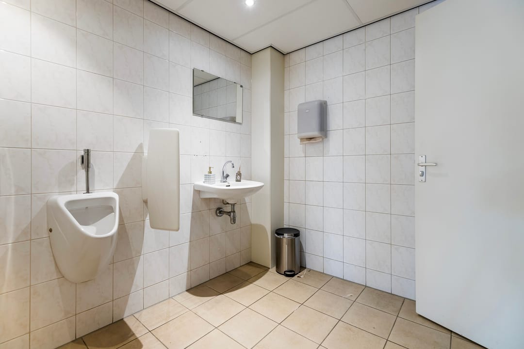 Foto 28 van Hoofdweg 215