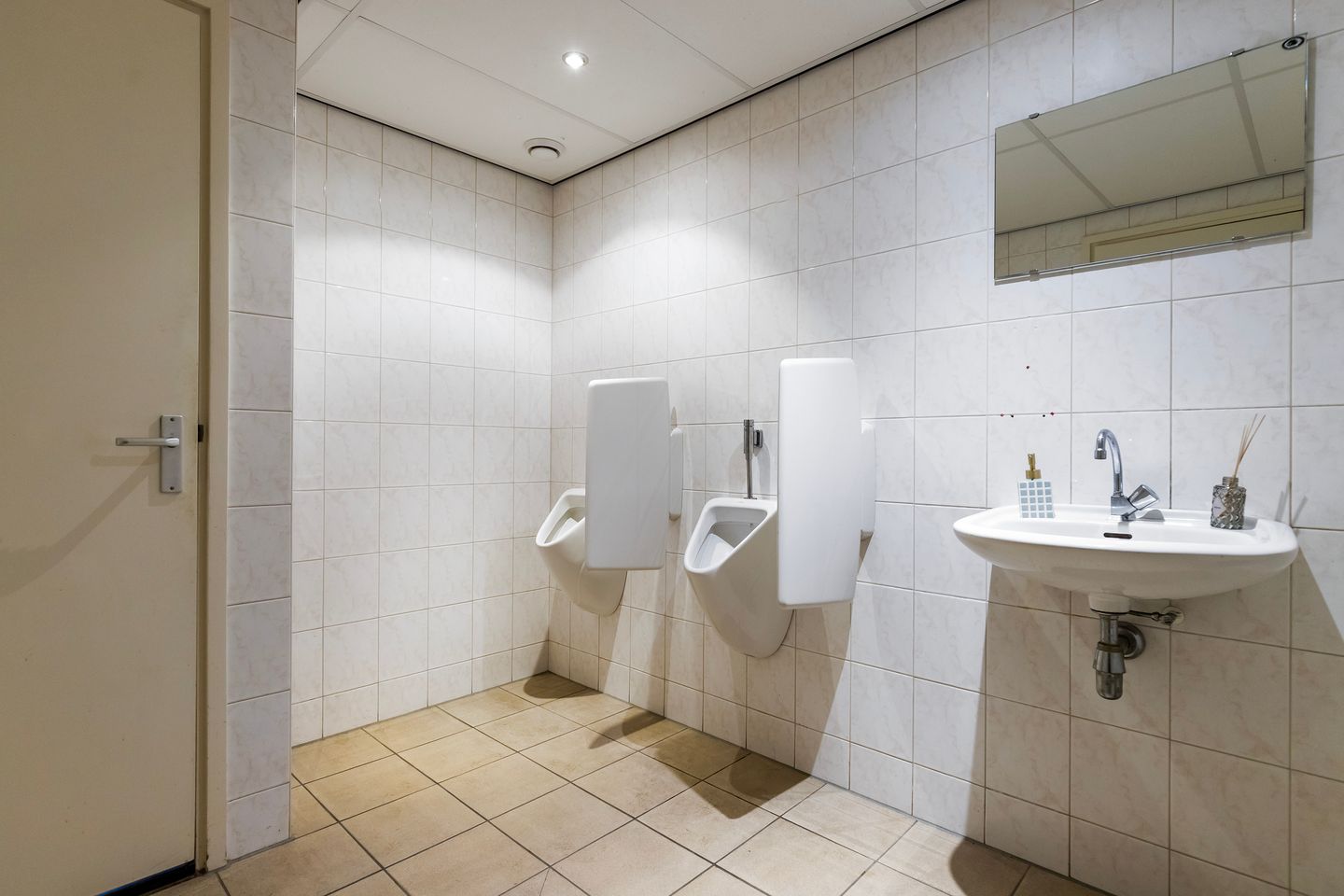 Foto 29 van Hoofdweg 215