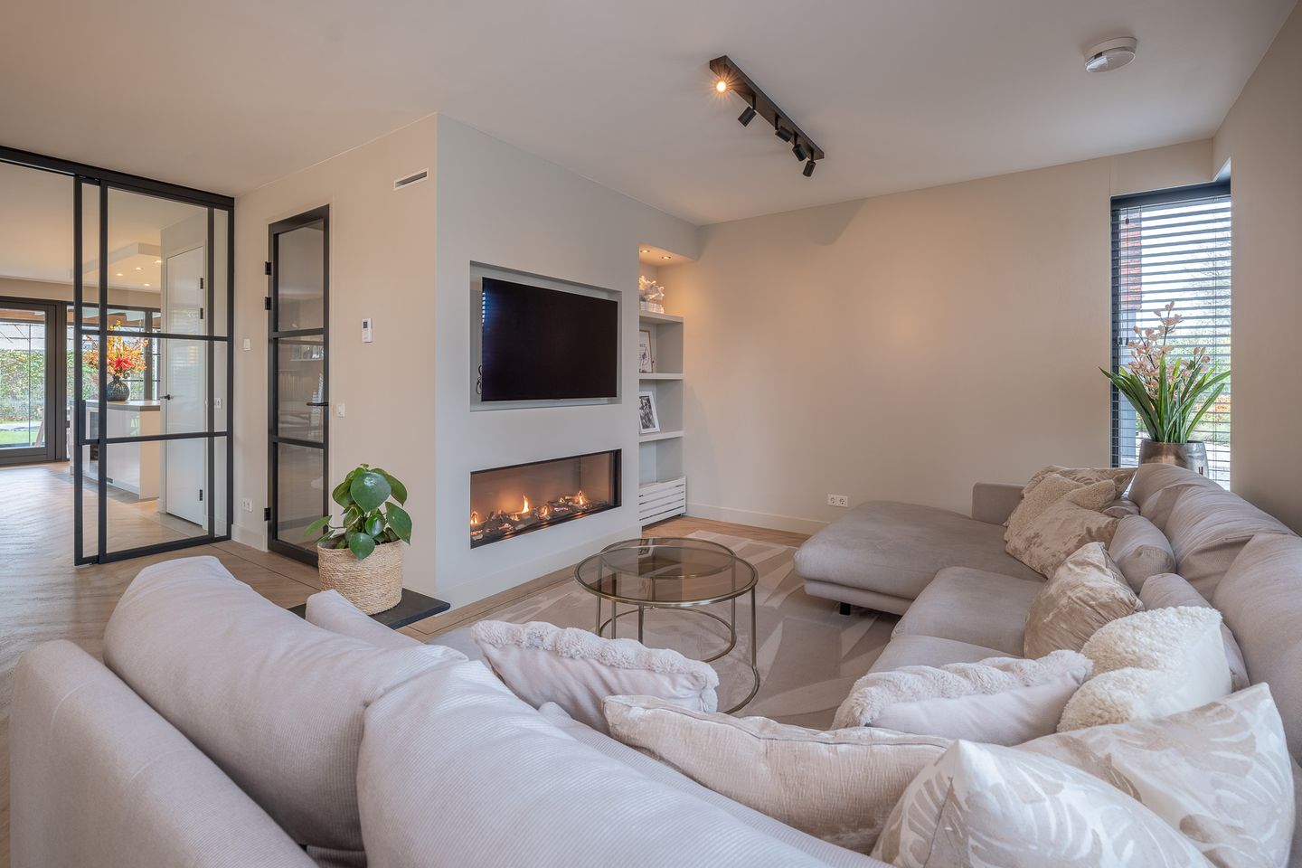 Foto 4 van Dr. Albert Schweitzerlaan 12-A