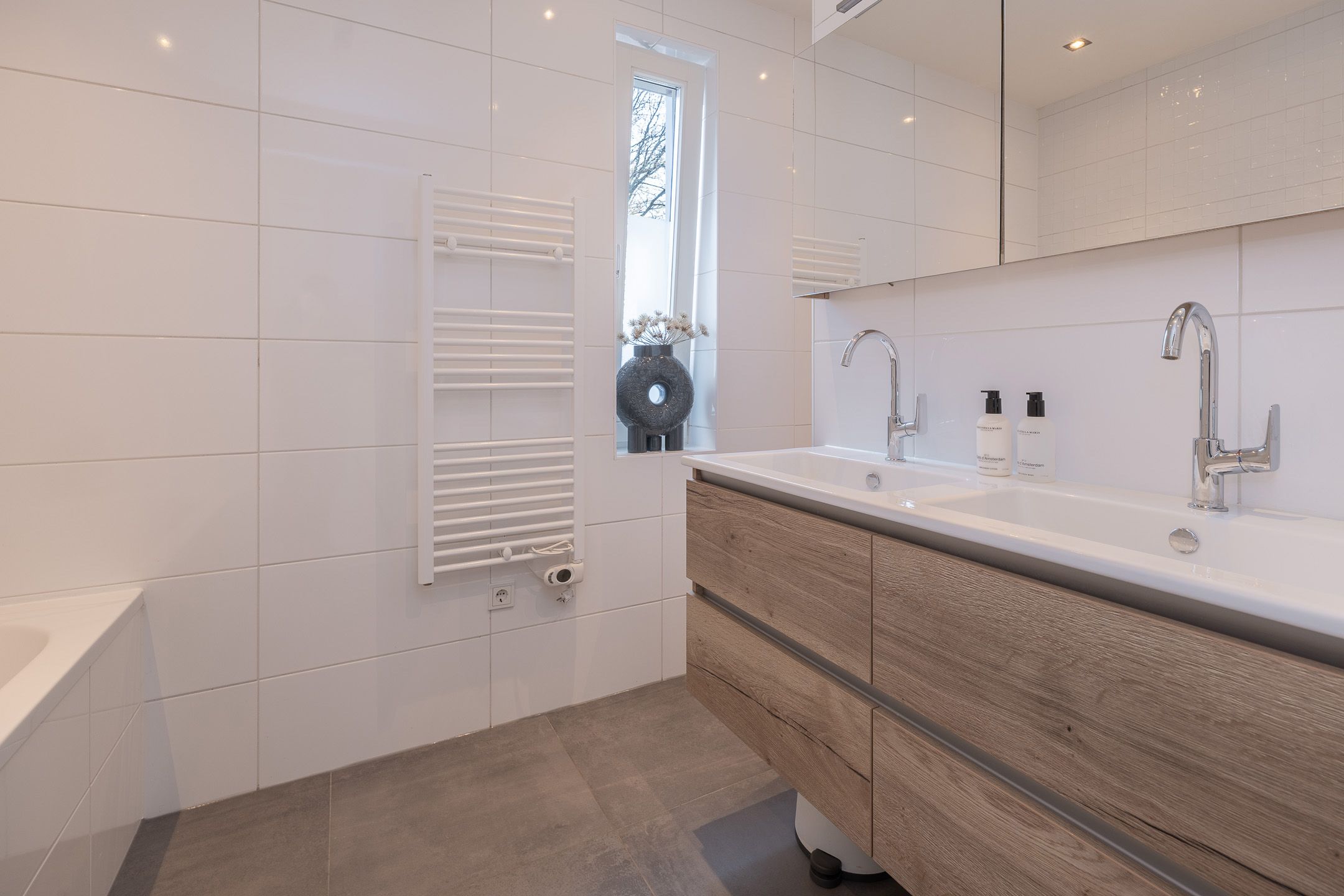 Foto 33 van Dr. Albert Schweitzerlaan 12-A