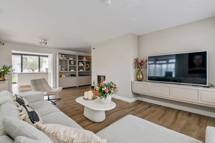 Photo 13 of Prof. P.H. Buismanlaan 30