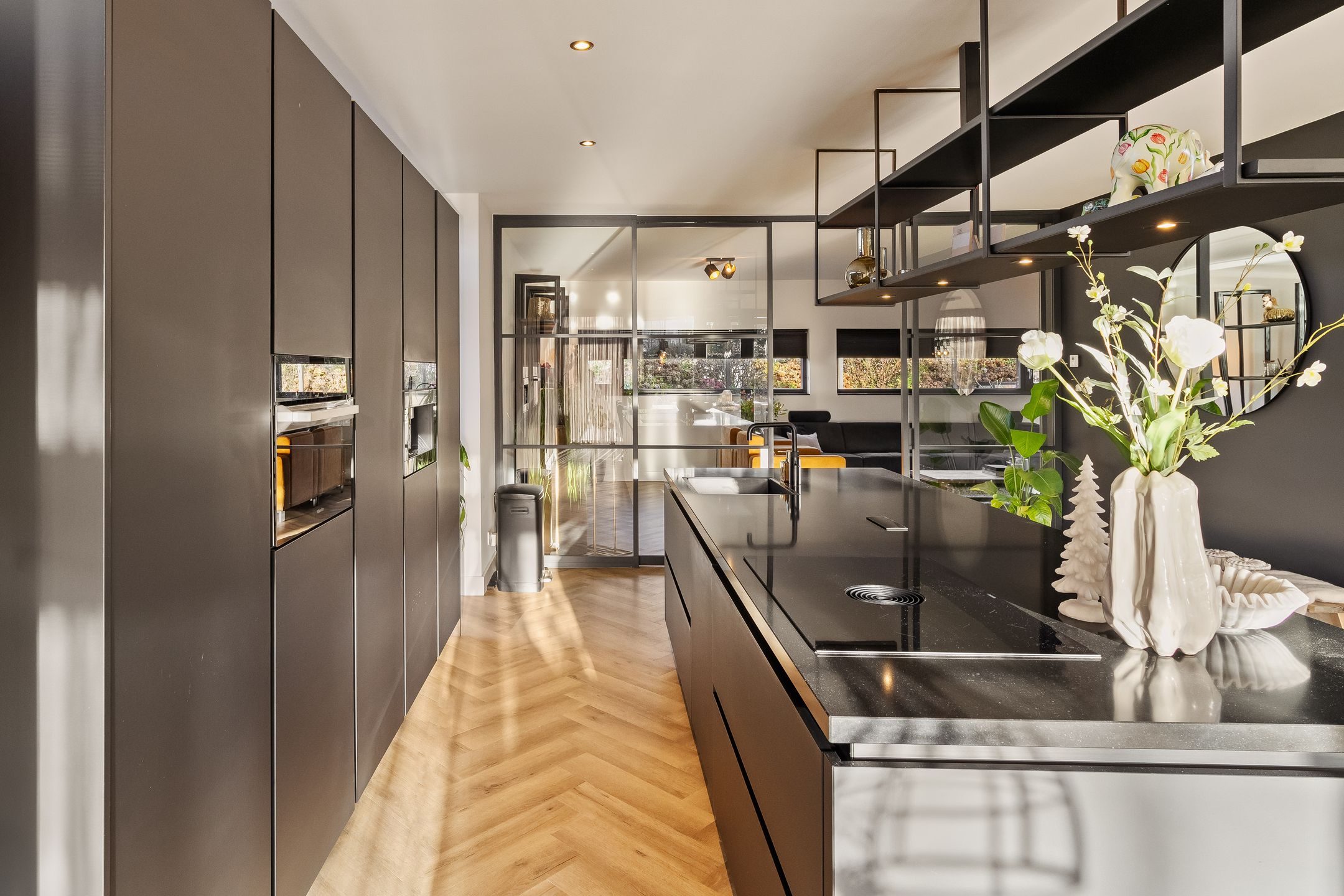 Foto 15 van Liduinalaan 16