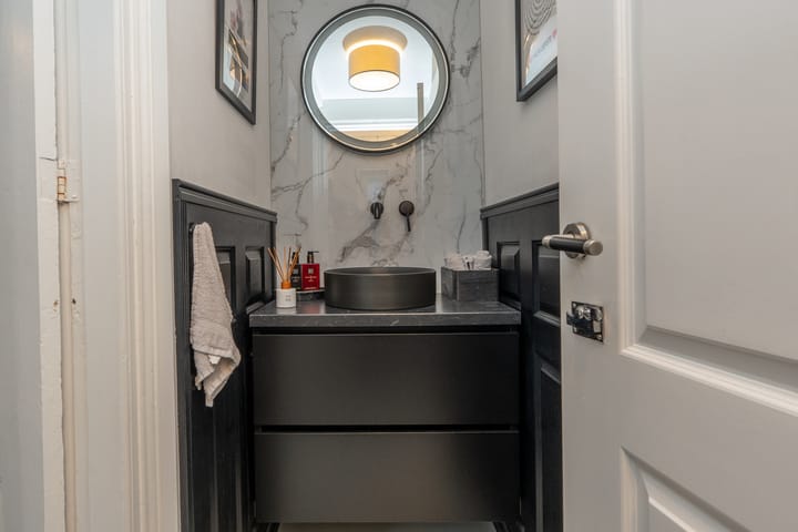 Photo 15 of Leeuwarderstraat 28