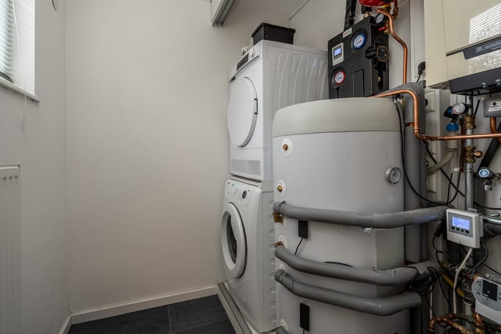 Photo 22 of Leeuwarderstraat 28