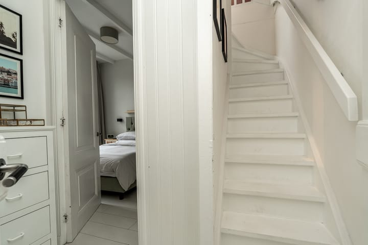 Photo 34 of Leeuwarderstraat 28