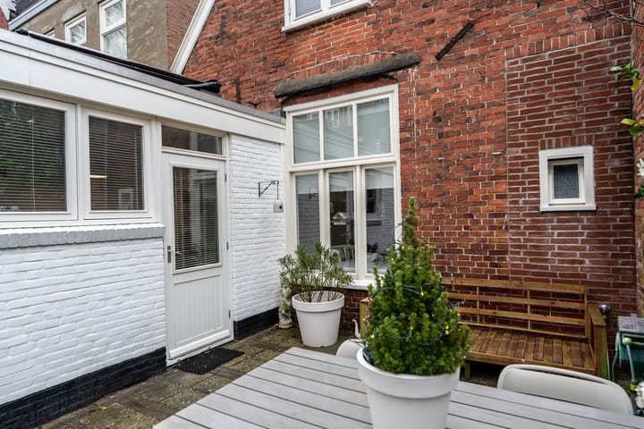 Photo 43 of Leeuwarderstraat 28