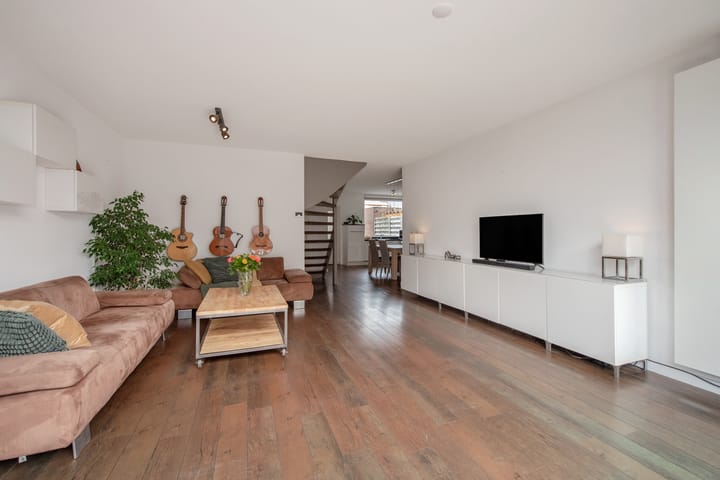 Photo 16 of César Franckrode 61