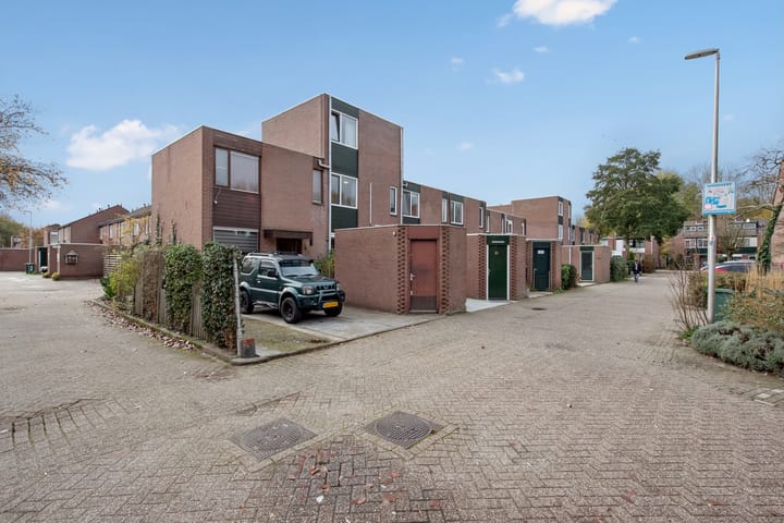 Photo 40 of César Franckrode 61