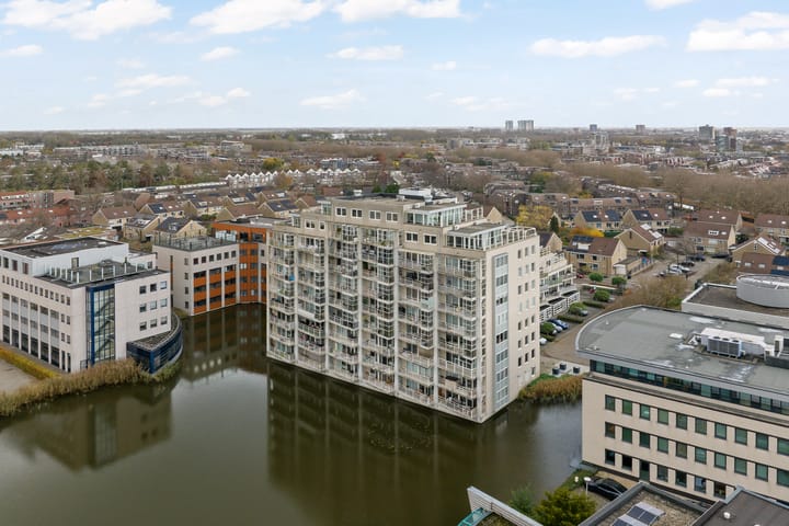 Photo 5 of Barbizonplaats 79