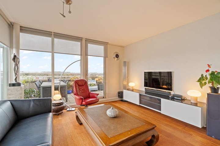 Photo 8 of Barbizonplaats 79