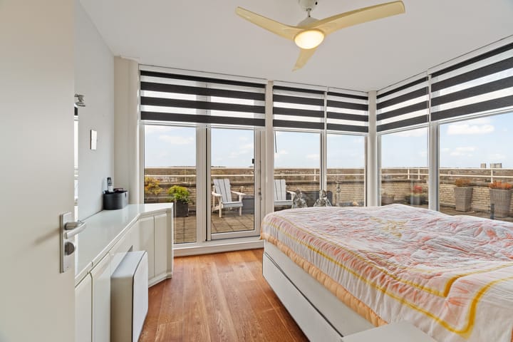 Photo 15 of Barbizonplaats 79