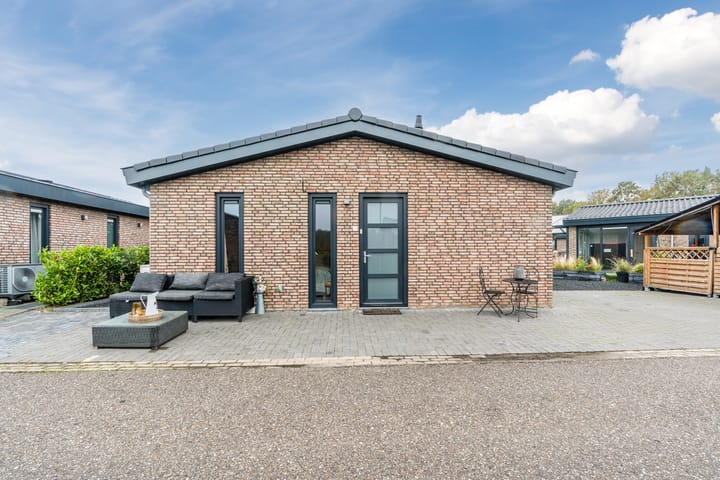 Photo 1 of Heezerenbosch 6-R35