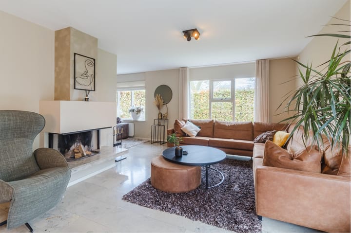 Foto 2 van Courteniusstraat 9