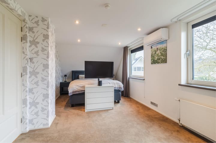 Foto 25 van Courteniusstraat 9