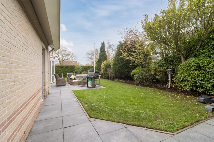 Foto 43 van Courteniusstraat 9