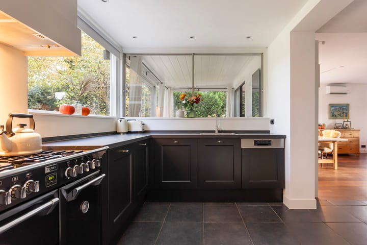 Photo 16 of Van Goghstraat 56