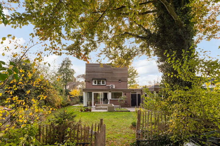 Photo 38 of Van Goghstraat 56