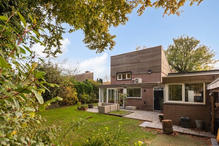 Photo 39 of Van Goghstraat 56