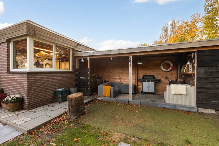 Photo 45 of Van Goghstraat 56