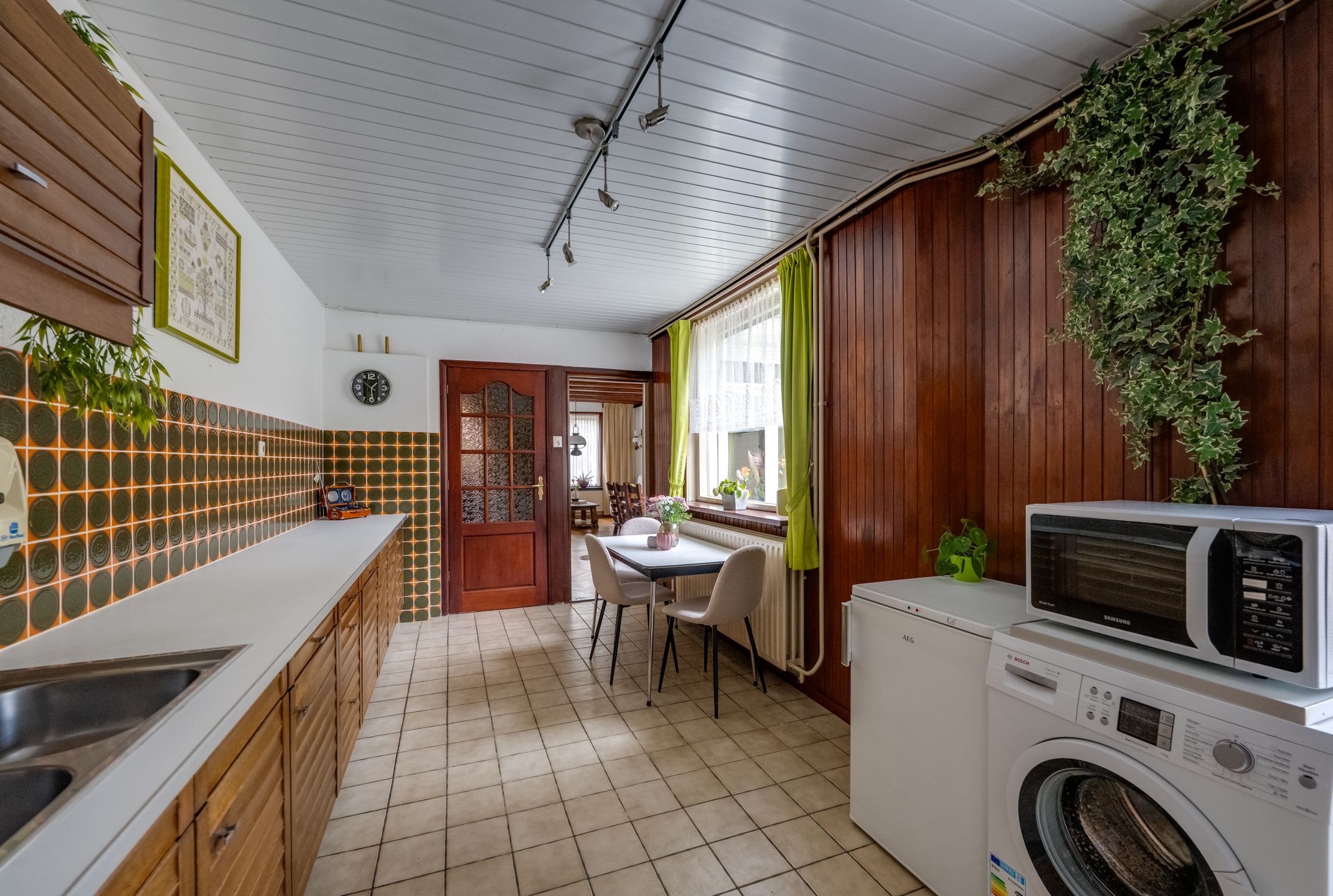 Foto 18 van Molenbochtplein 14