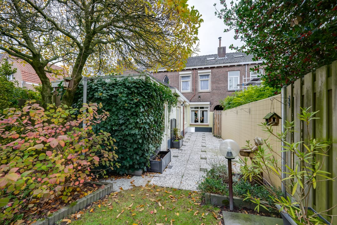 Foto 41 van Molenbochtplein 14