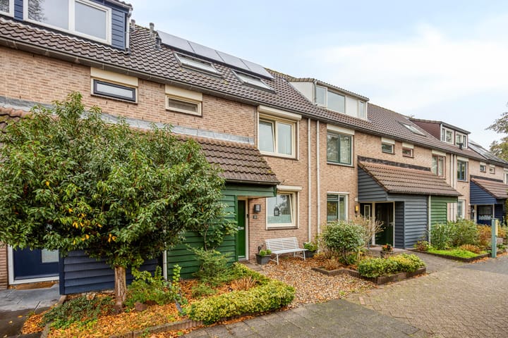 Ernst Barlachrade 15