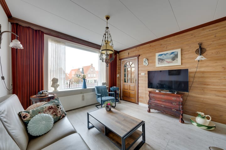 Photo 10 of Zuideinde 129