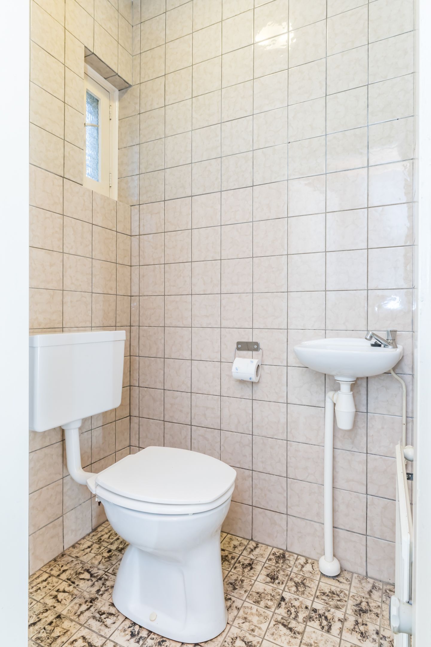 Foto 6 van Burg. Baron van Hövellstraat 1