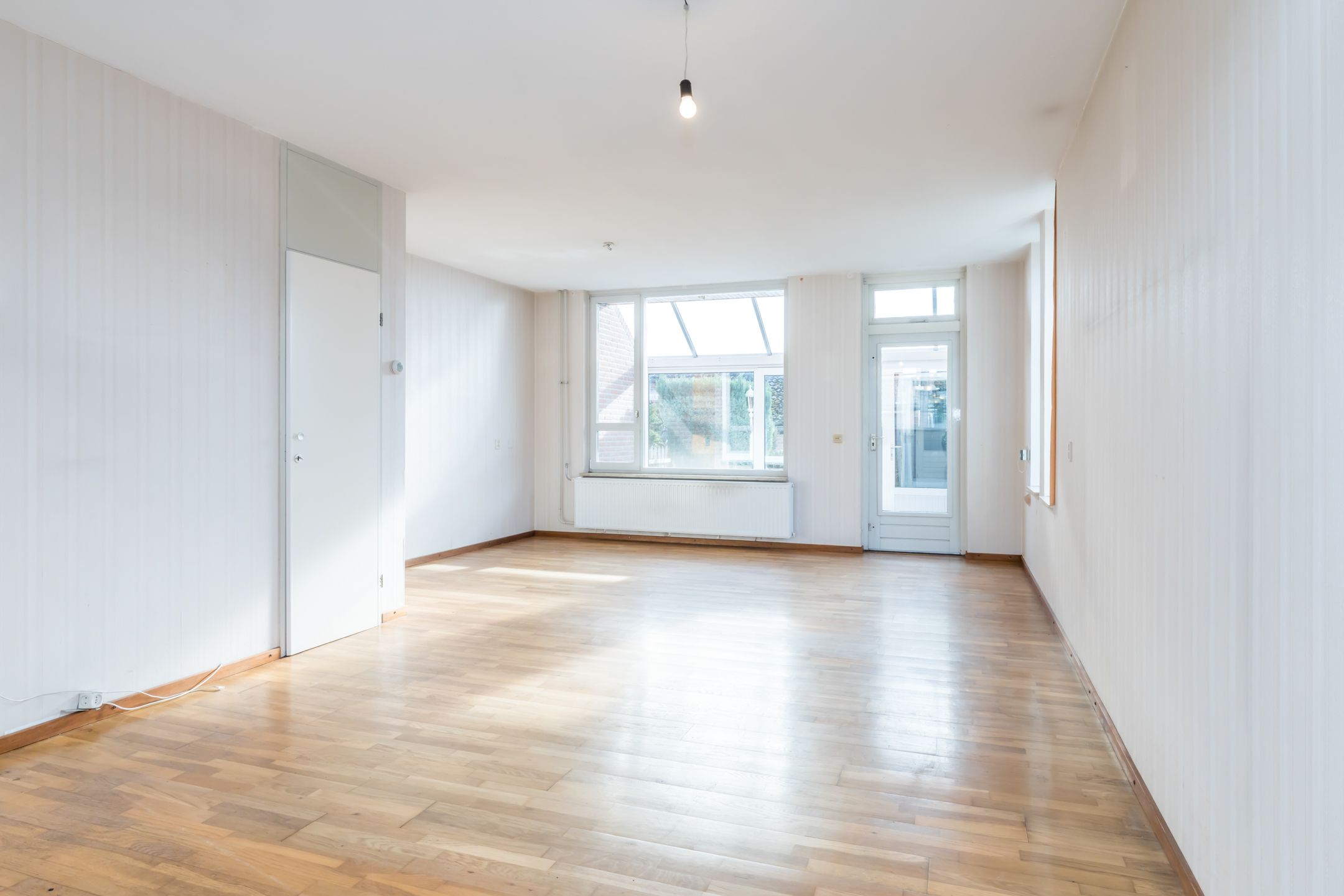 Foto 9 van Burg. Baron van Hövellstraat 1