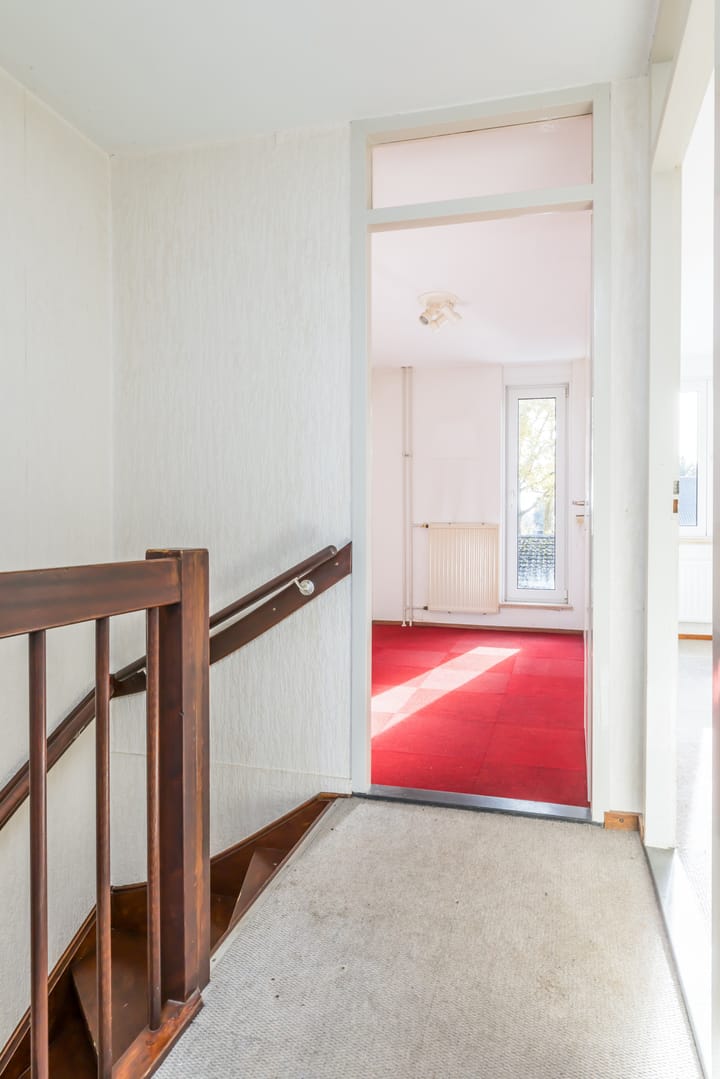 Photo 13 of Burg. Baron van Hövellstraat 1