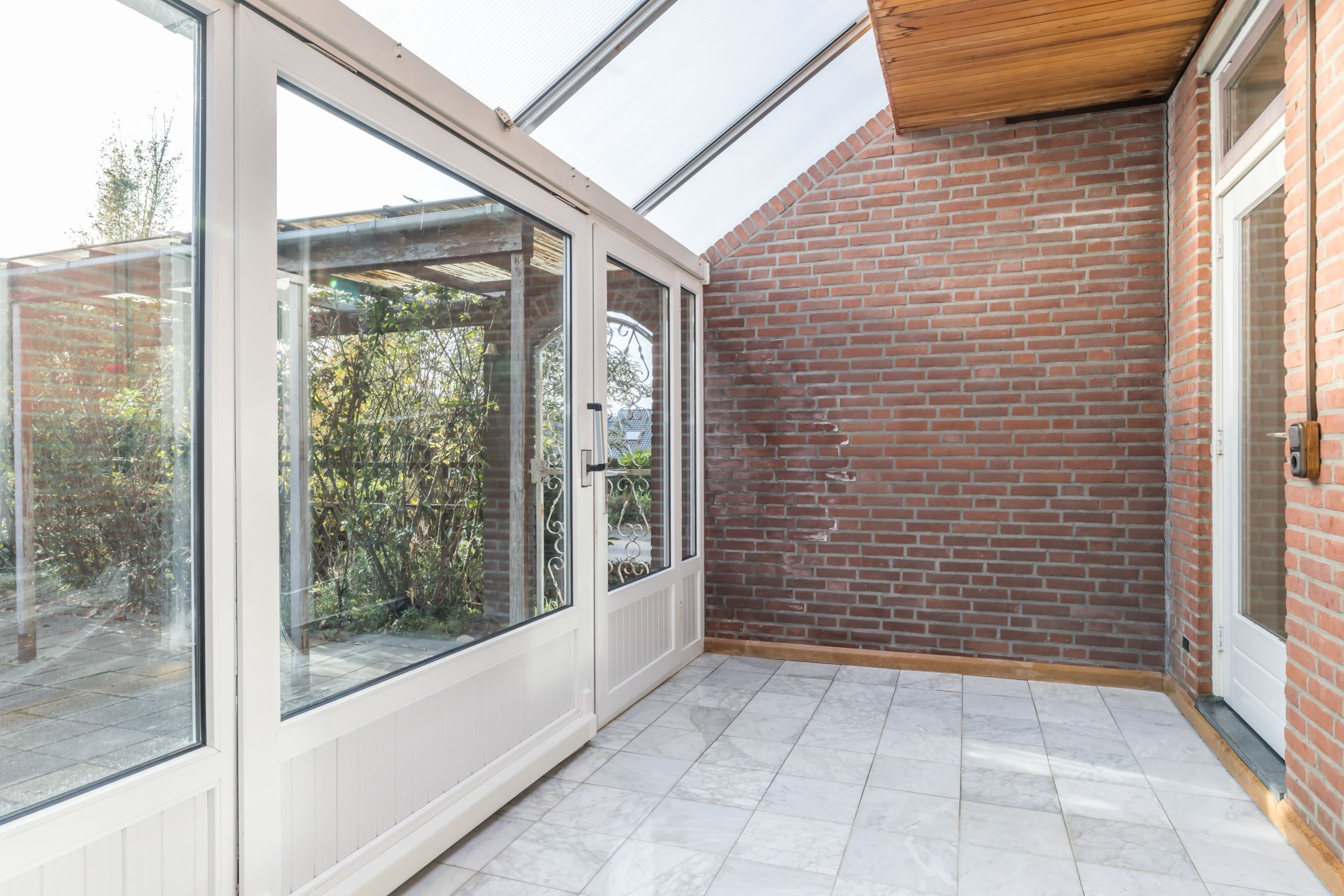 Foto 12 van Burg. Baron van Hövellstraat 1