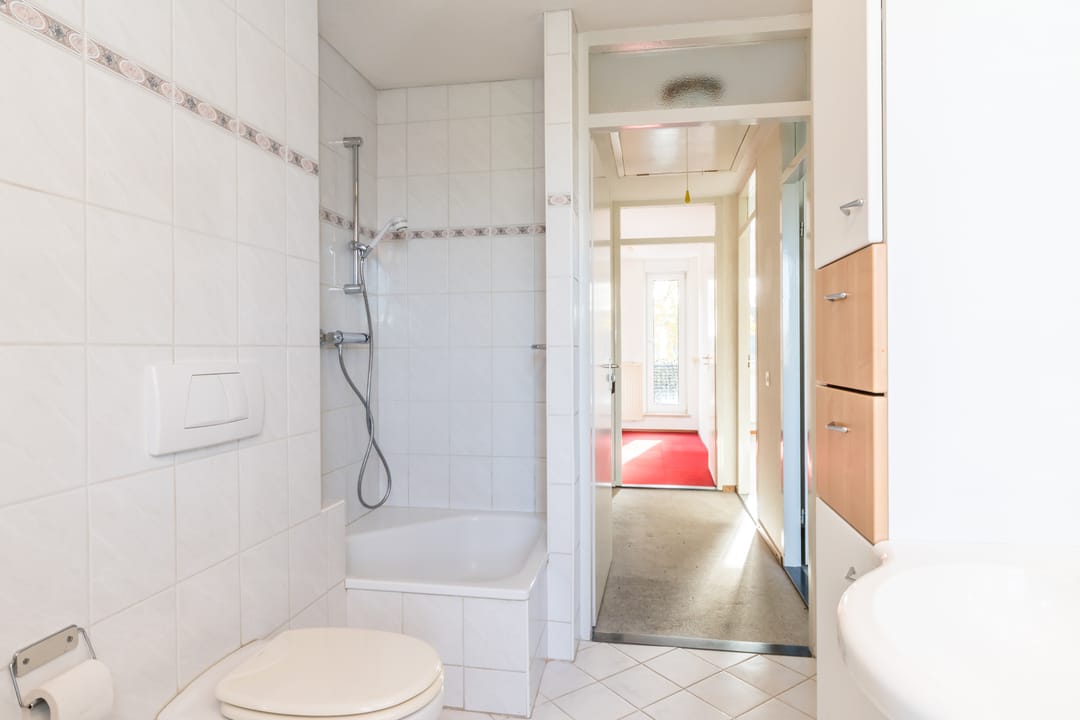 Foto 22 van Burg. Baron van Hövellstraat 1