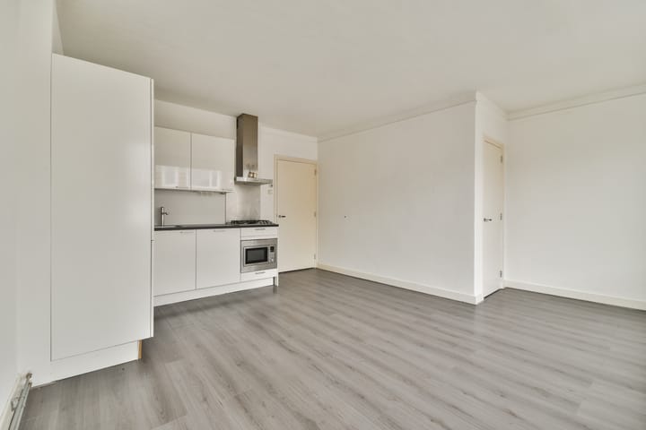 Photo 6 of Zuiddijk 111-A