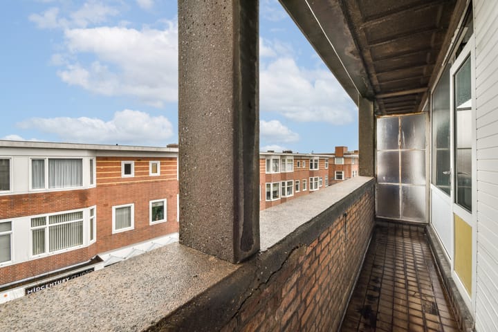 Photo 11 of Zuiddijk 111-A