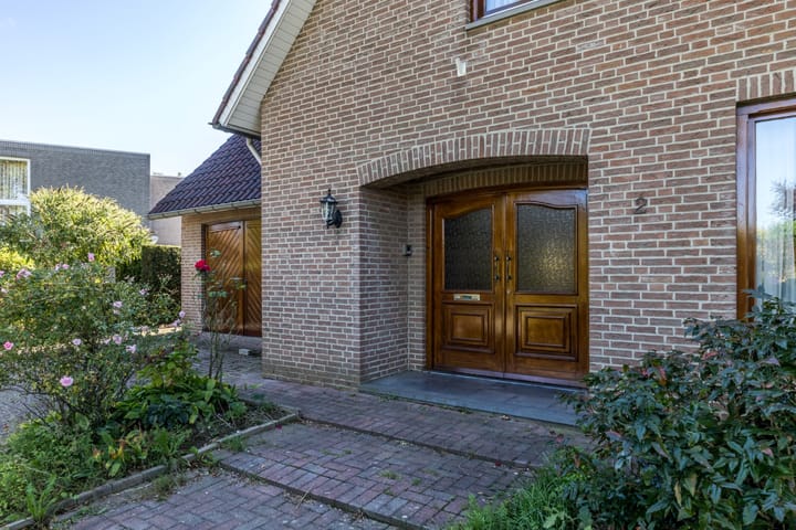 Photo 3 of Exelsboom 2