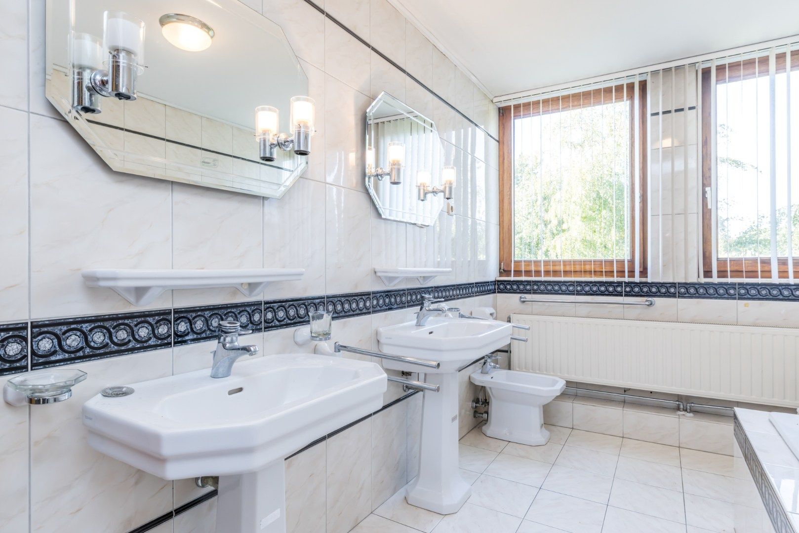 Photo 33 of Exelsboom 2