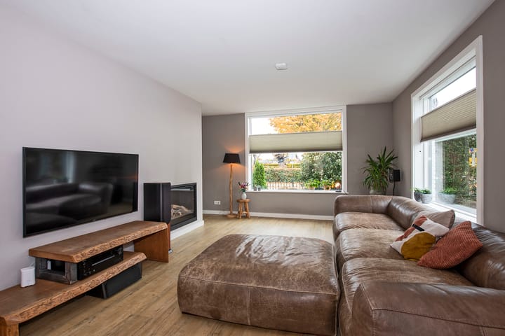 Photo 16 of Stationsweg 34