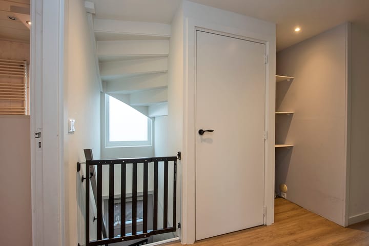 Photo 33 of Stationsweg 34