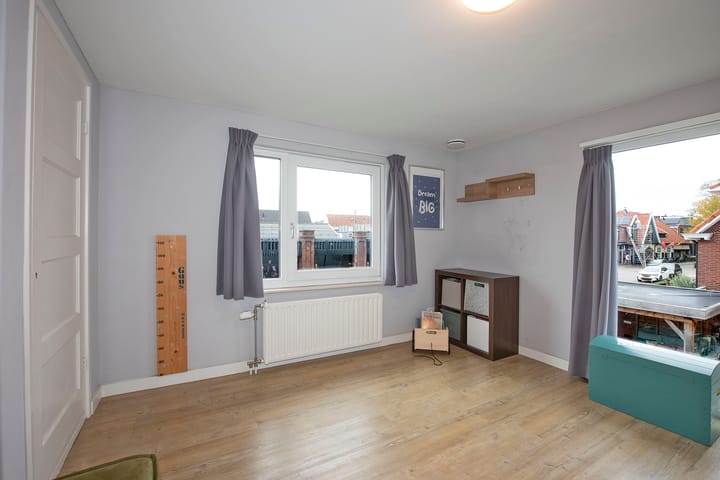 Photo 41 of Stationsweg 34