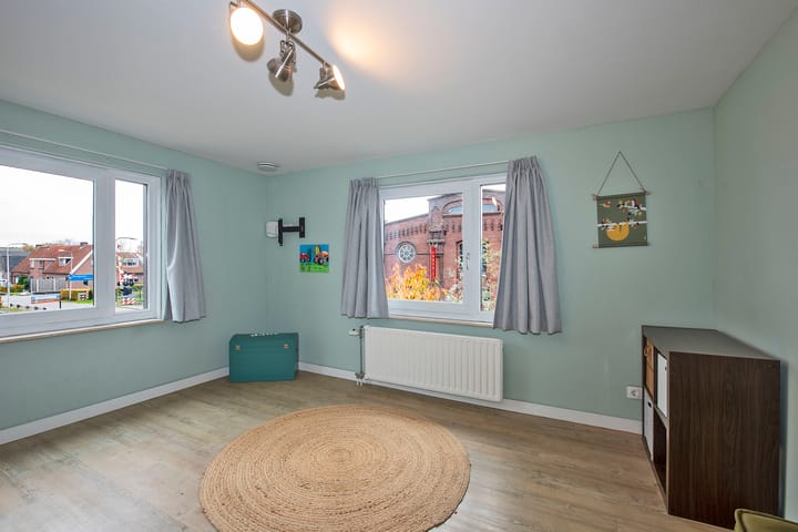 Photo 43 of Stationsweg 34