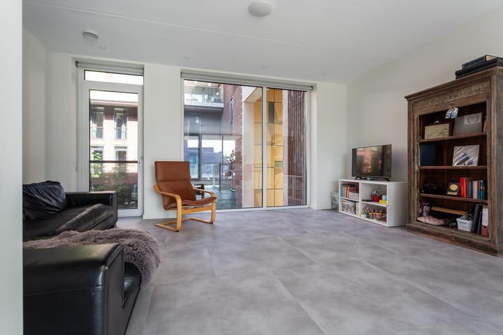 Foto 9 van Maashaven N.z. 55