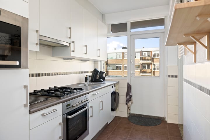 Photo 8 of Joost van den Vondellaan 4