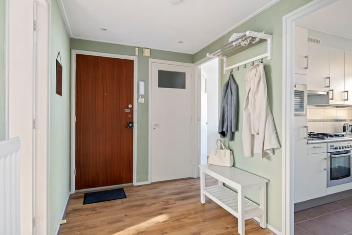 Photo 12 of Joost van den Vondellaan 4