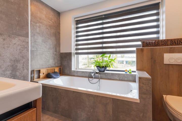 Photo 4 of van den Kerkhoffstraat 36