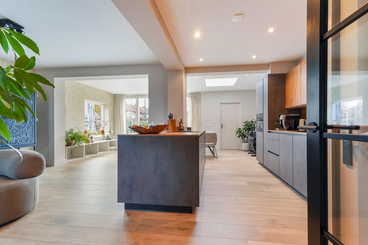 Photo 13 of van den Kerkhoffstraat 36